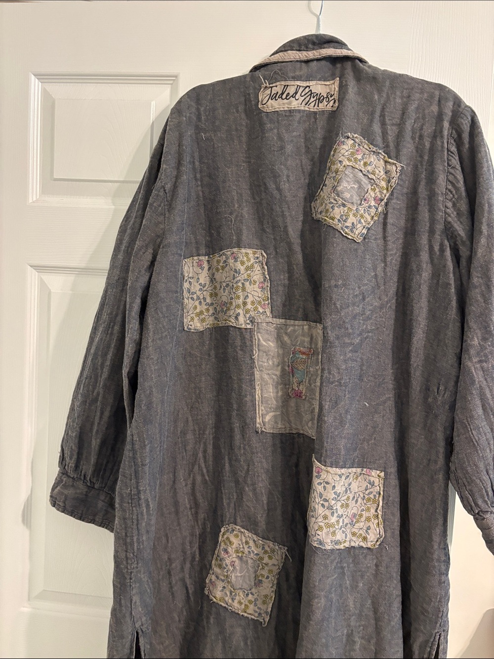 Vintage-Inspired Gray Patchwork Long Coat - Picture 7 of 10
